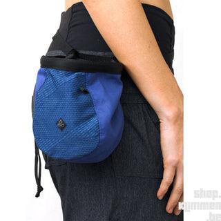 Load image into Gallery viewer, Large Women&#39;s Chalk Bag - blue
